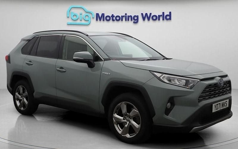 Used 2024 Toyota RAV4 Hybrid Design SUV | £22,300 (Super price) - Image 1/4