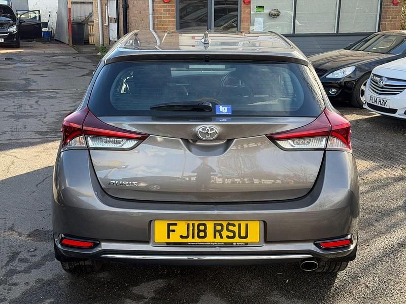 Used Toyota Auris 2018 Bronze Hatchback