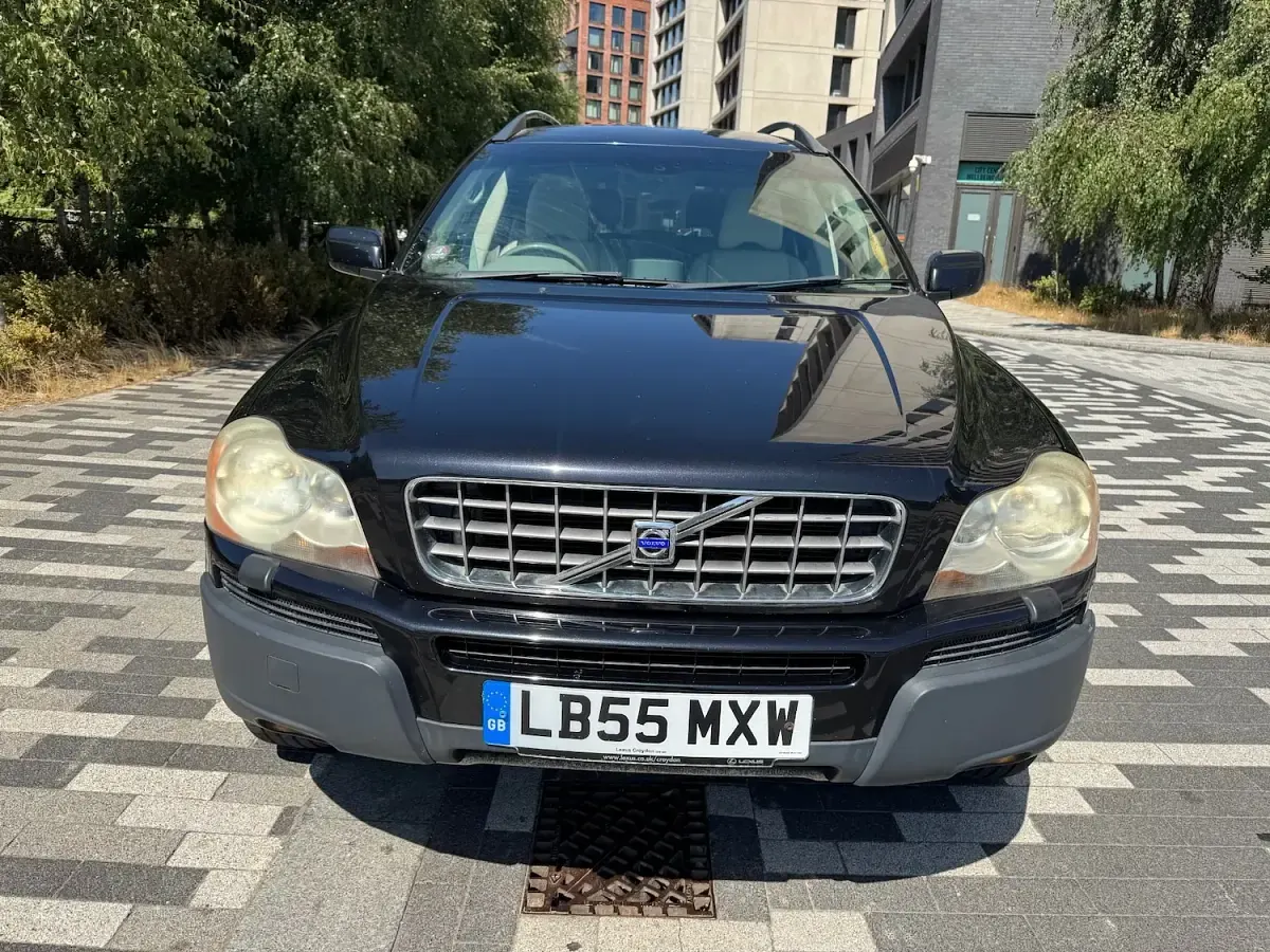 Used Volvo XC90 Executive 163 HP (119 kW) 2005 Black SUV