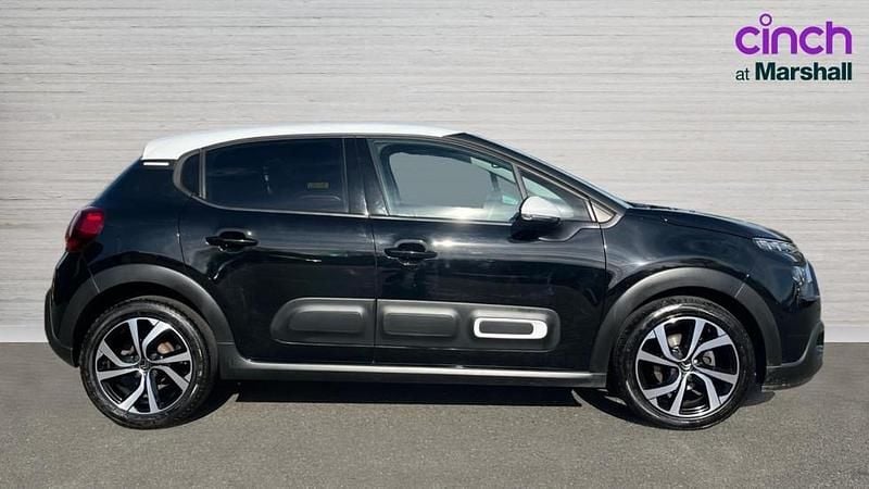 Begagnad Citroën C3 PureTech 83 HK (61 kW) 2021 Svart Halvkombi