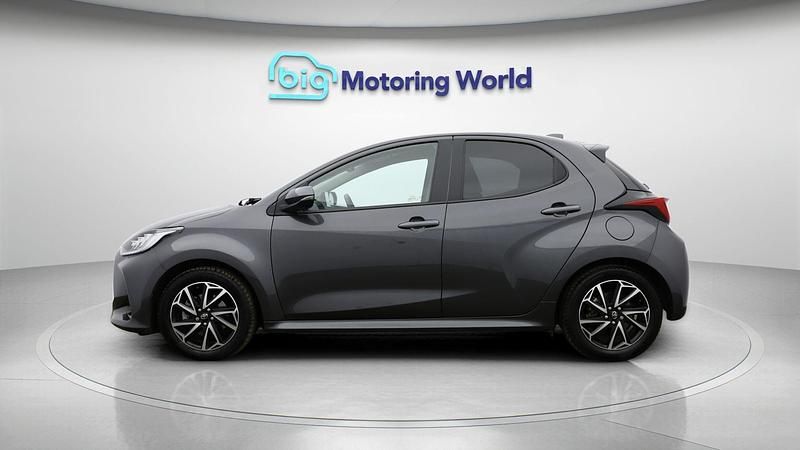 Used Toyota Yaris Hybrid Design 114 HP (83 kW) 2022