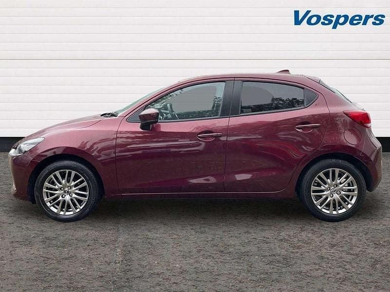 Used Mazda 2 Inclusive 90 HP (66 kW) 2022 Red Hatchback