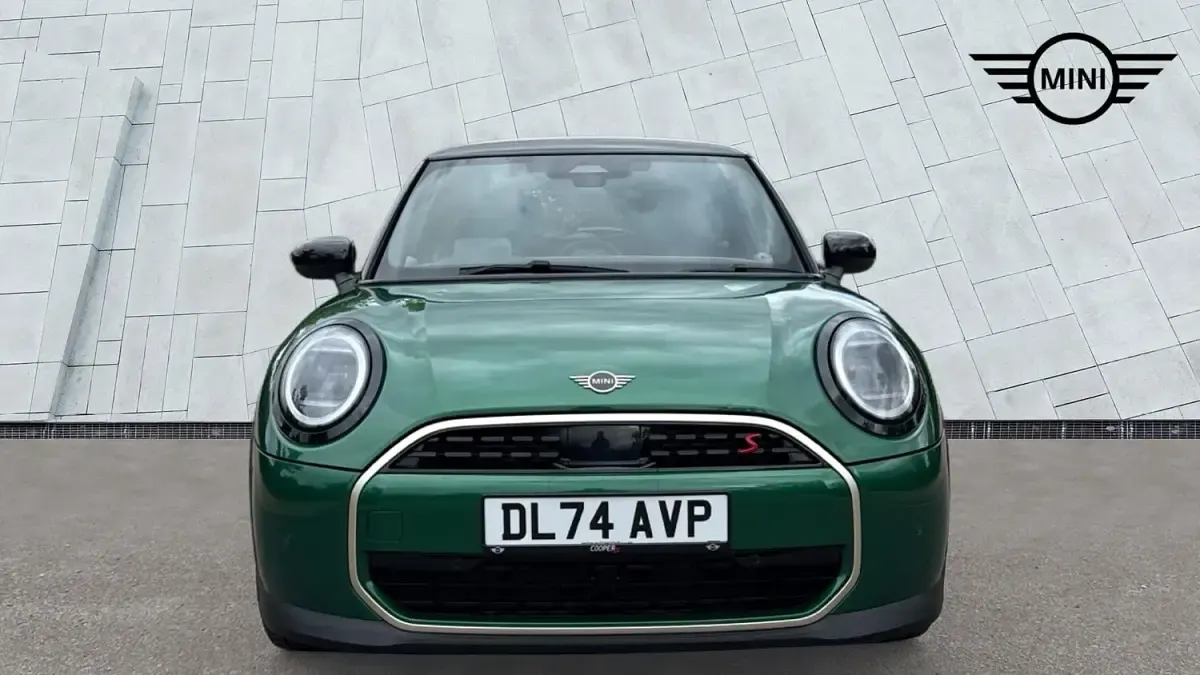 Used Mini Cooper S Hatch 201 HP (147 kW) 2024 Green Hatchback
