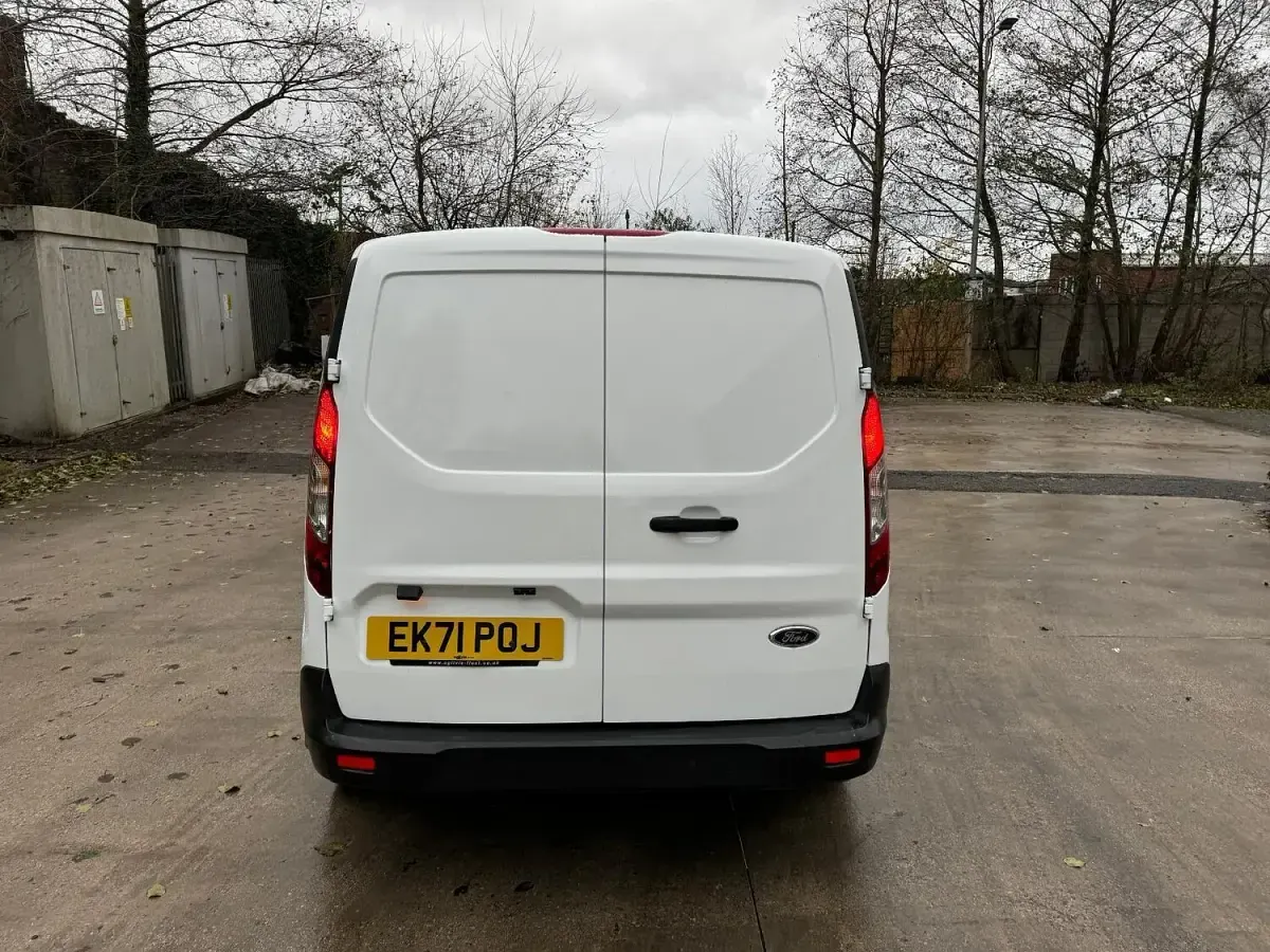 Used Ford Transit Connect Trend 100 HP (73 kW) 2021 White MPV