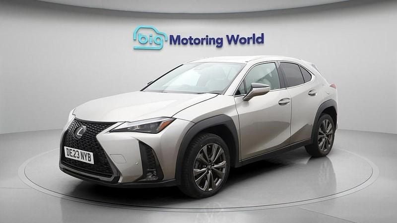 Used Lexus UX 250h Sport Design Packet 184 HP (135 kW) 2023 Silver SUV