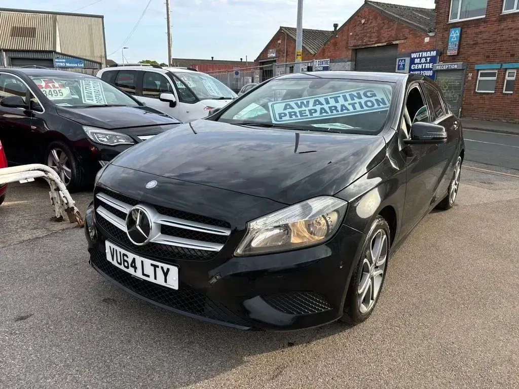 Used Mercedes A200 136 HP (100 kW) 2014 Black Hatchback