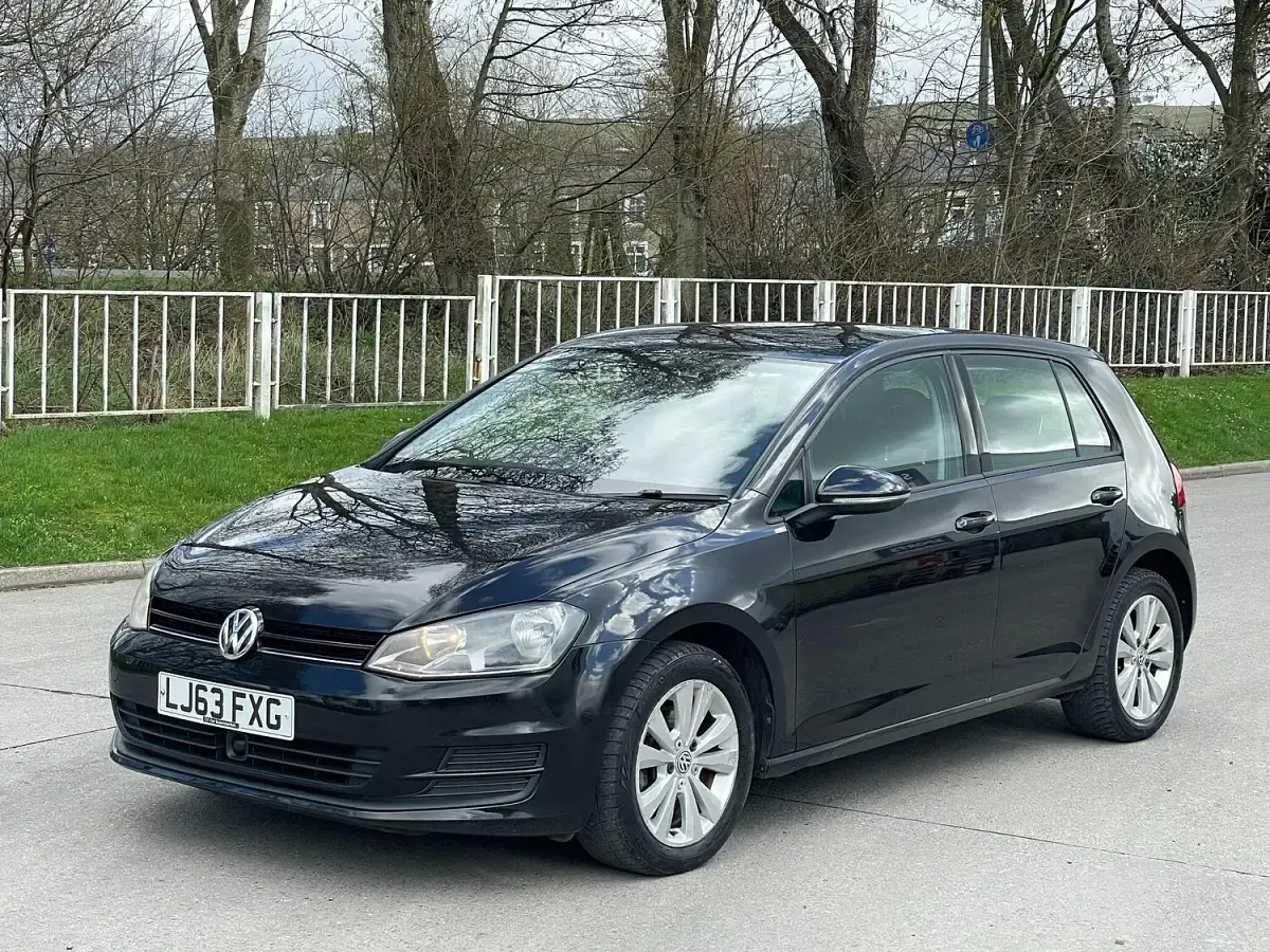 Used VW Golf VII SE 2013 Black Hatchback