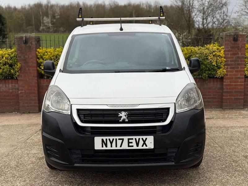 Second-hand Peugeot Partner 2017 Alb
