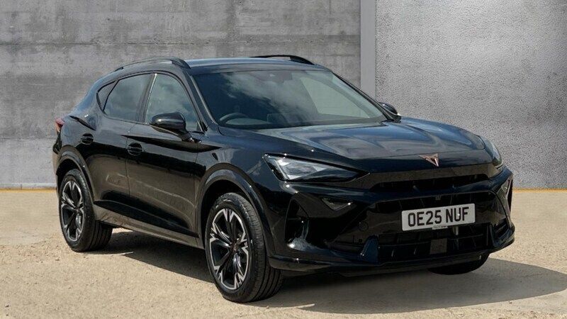 Metallic midnight black New 2025 Cupra Formentor SUV | £29,990 (Fair price) - Image 1/4