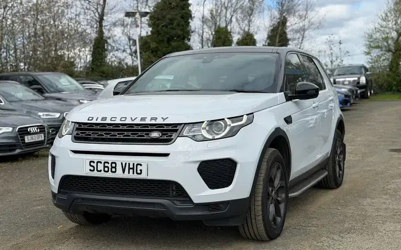 Used Land Rover Discovery 5 Landmark 179 HP (131 kW) 2019 SUV