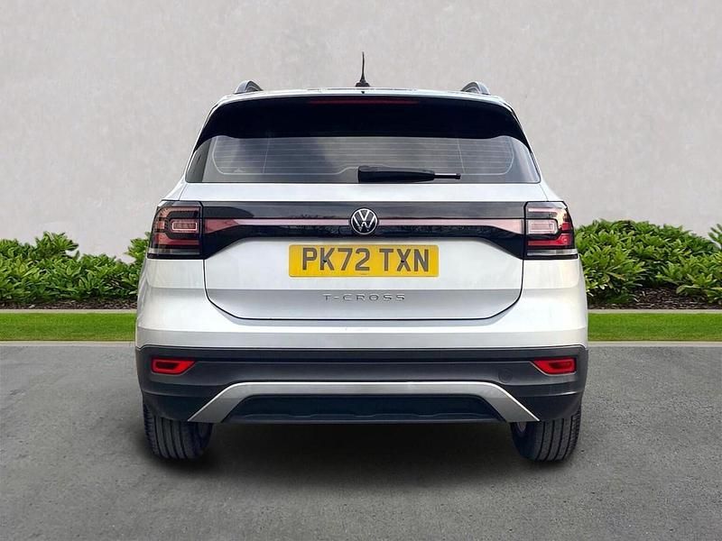 Used VW T-Cross SE 95 HP (69 kW) 2022 Silver SUV
