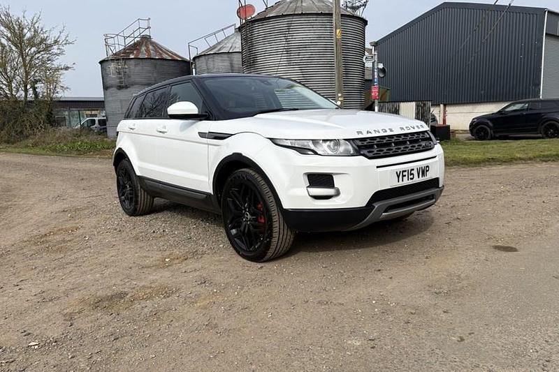 Used Land Rover Range Rover evoque Pure 150 HP (110 kW) 2015 Hatchback