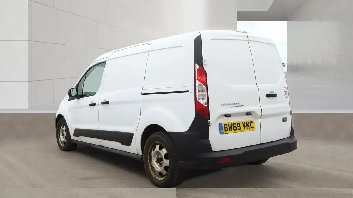 Used Ford Transit Connect 100 HP (73 kW) 2020 White MPV