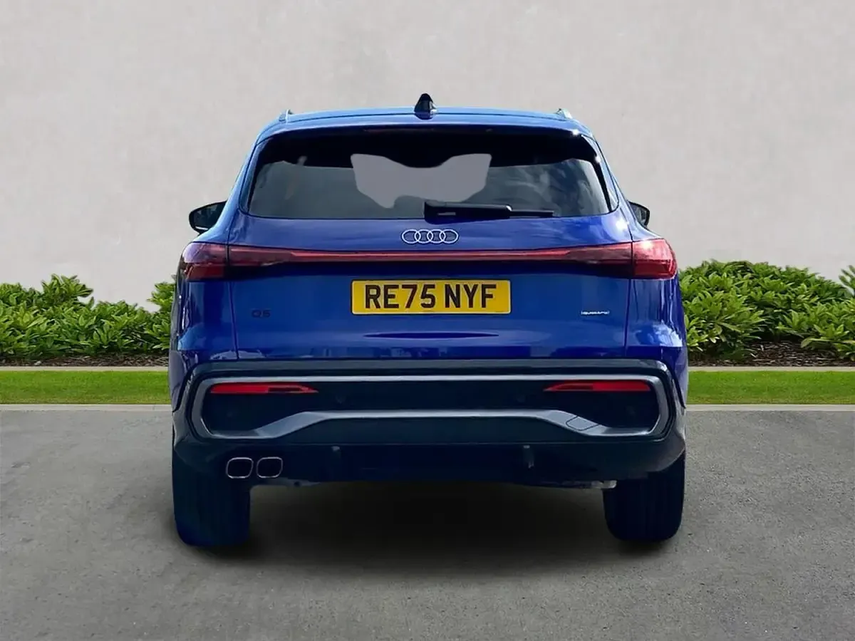 Used Audi Q5 S-Line 204 HP (150 kW) 2025 Blue SUV