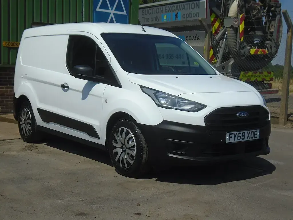 Used Ford Transit 100 HP (73 kW) 2020 White Van