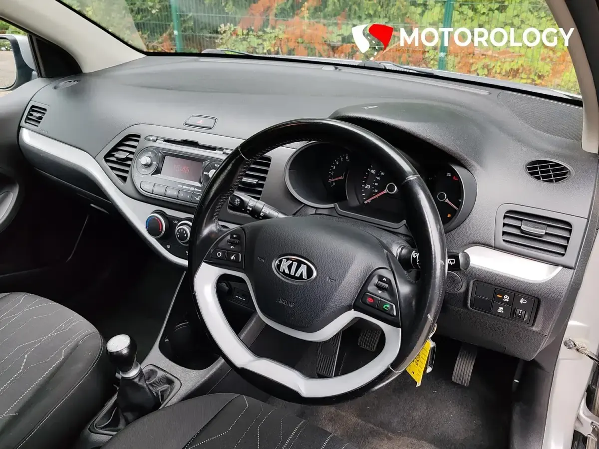 Used Kia Picanto 84 HP (61 kW) 2012 Silver Hatchback
