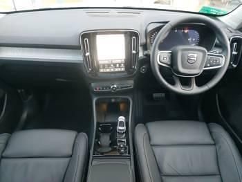 New Volvo XC40 Ultra 197 HP (144 kW) 2025 Grey SUV