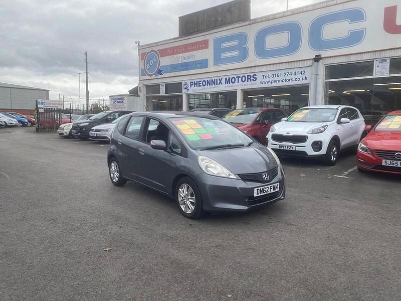 Used Honda Jazz ES 99 HP (72 kW) 2012 Grey Hatchback