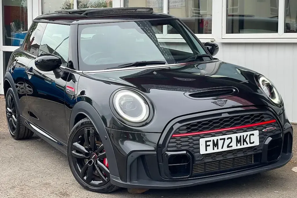 Used Mini John Cooper Works Hatch 231 HP (169 kW) 2023 Black Hatchback
