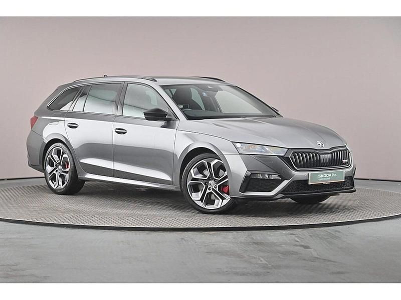 Graphite grey metallic Used 2023 Skoda Octavia vRS Estate | £28,269 (Expensive) - Image 1/4