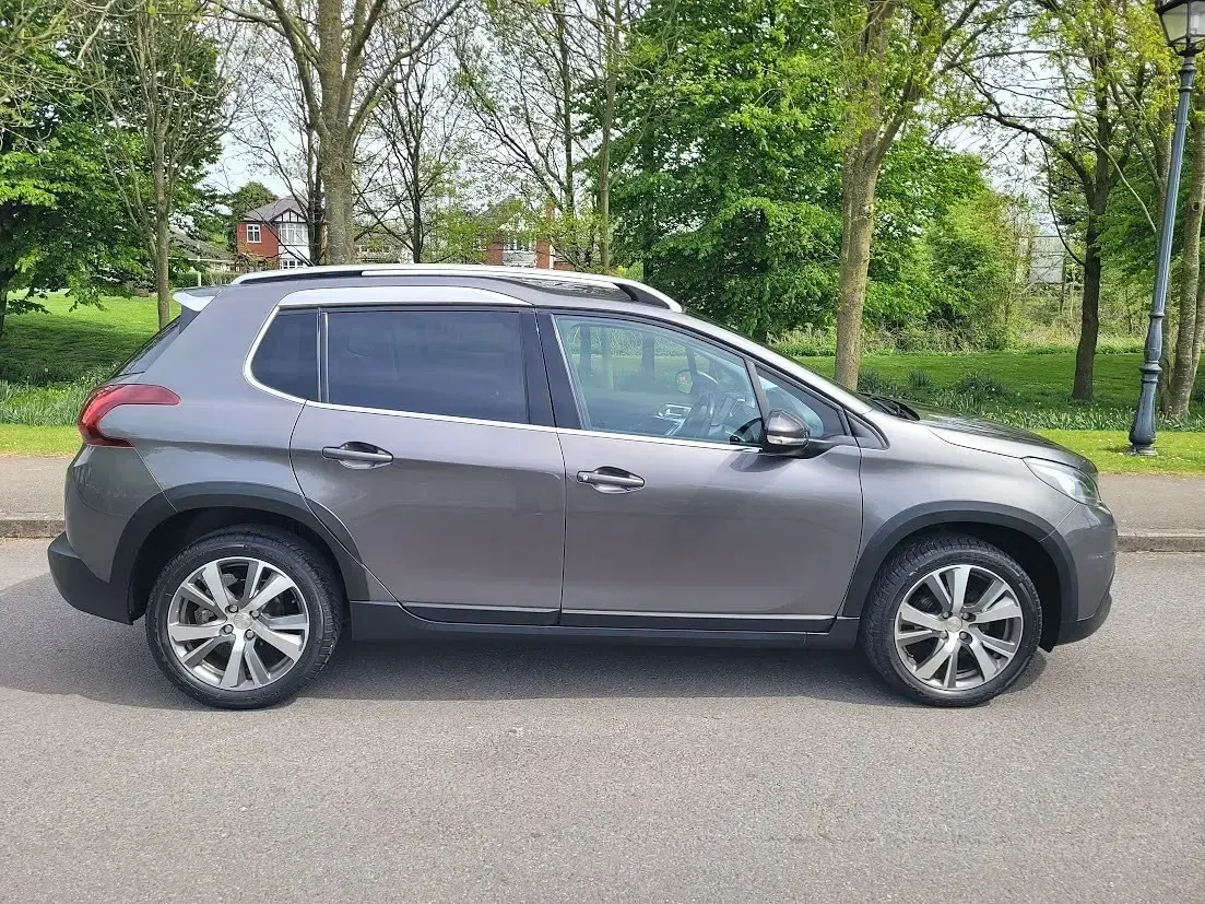 Used Peugeot 2008 Allure 97 HP (71 kW) 2016 Grey SUV