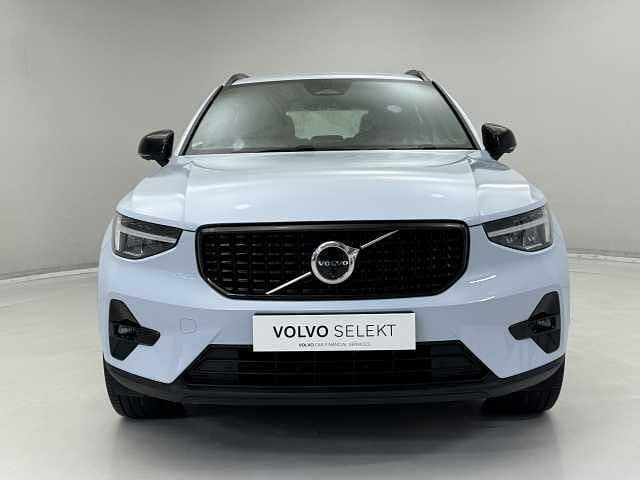Usado Volvo XC40 Plus 161 HP (118 kW) 2024 SUV