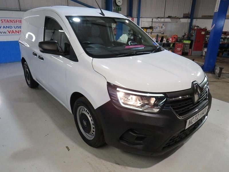 Used Renault Kangoo 94 HP (69 kW) 2023 White Van
