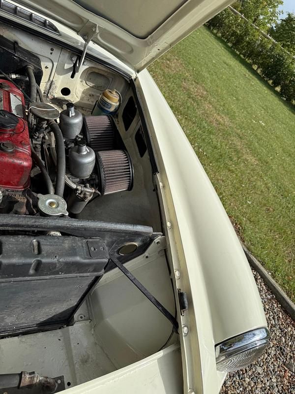 Used MG B 95 HP (69 kW) 1965 White Cabriolet
