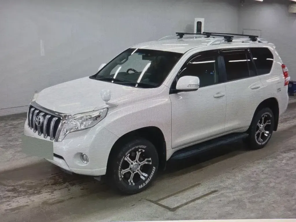 Used Toyota Land Cruiser TX 2016 White SUV