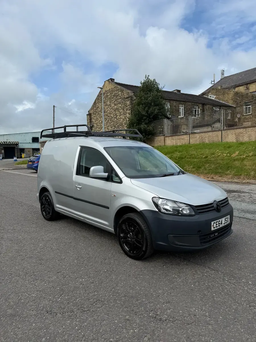 Used VW Caddy Trendline 102 HP (75 kW) 2014 Silver MPV