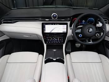 New Maserati Grecale 2025 Green SUV