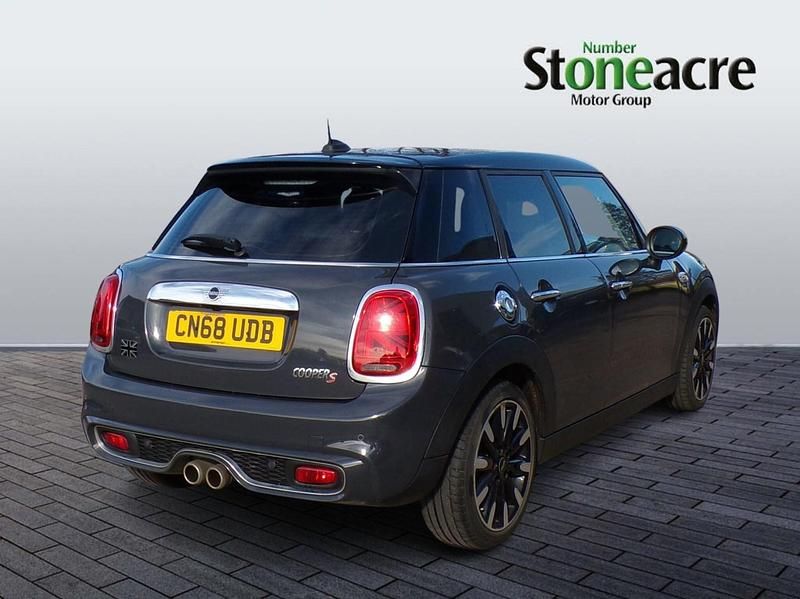 Used Mini Cooper S Exclusive 188 HP (138 kW) 2018 Grey Hatchback