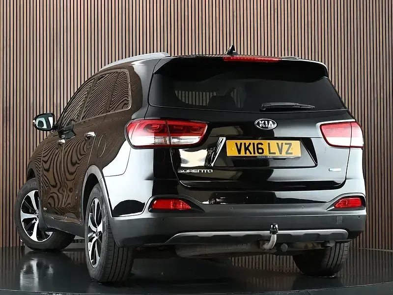 Used Kia Sorento 200 HP (147 kW) 2016 Black SUV
