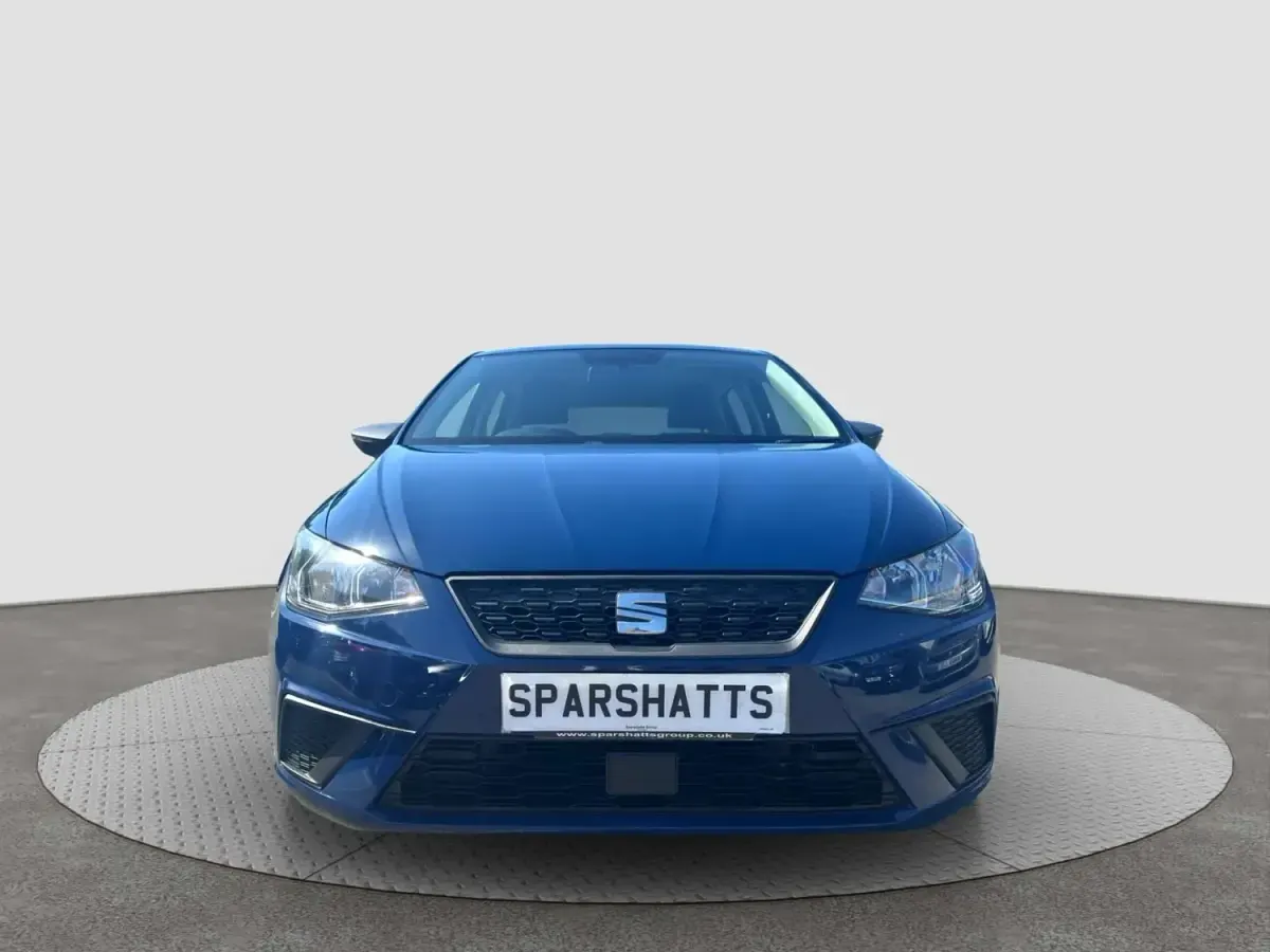 Usado Seat Ibiza 75 HP (55 kW) 2018 Azul Citadino