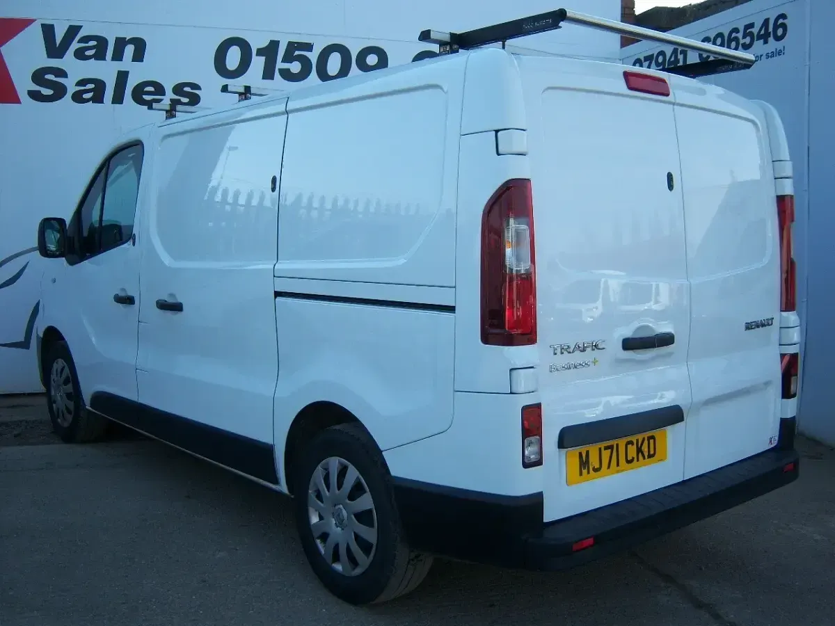 Used Renault Trafic Business 2021 White MPV