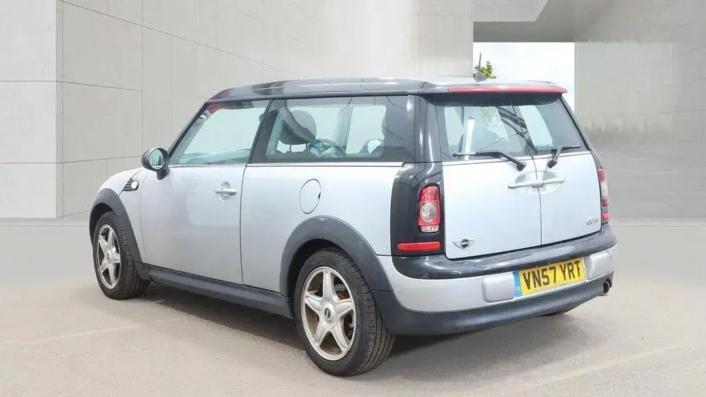 Used Mini Cooper Clubman 2007 Silver Estate