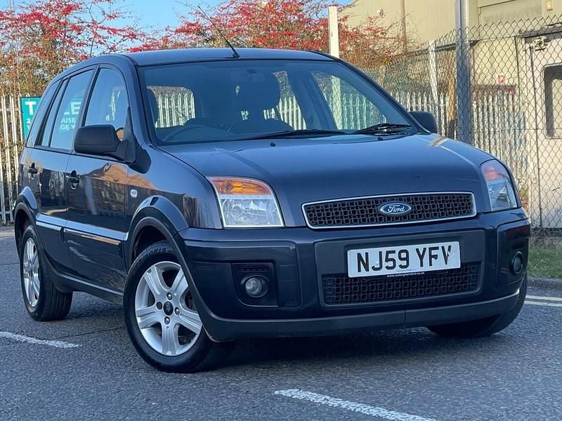 Used Ford Fusion Zetec 99 HP (72 kW) 2009 Grey Hatchback