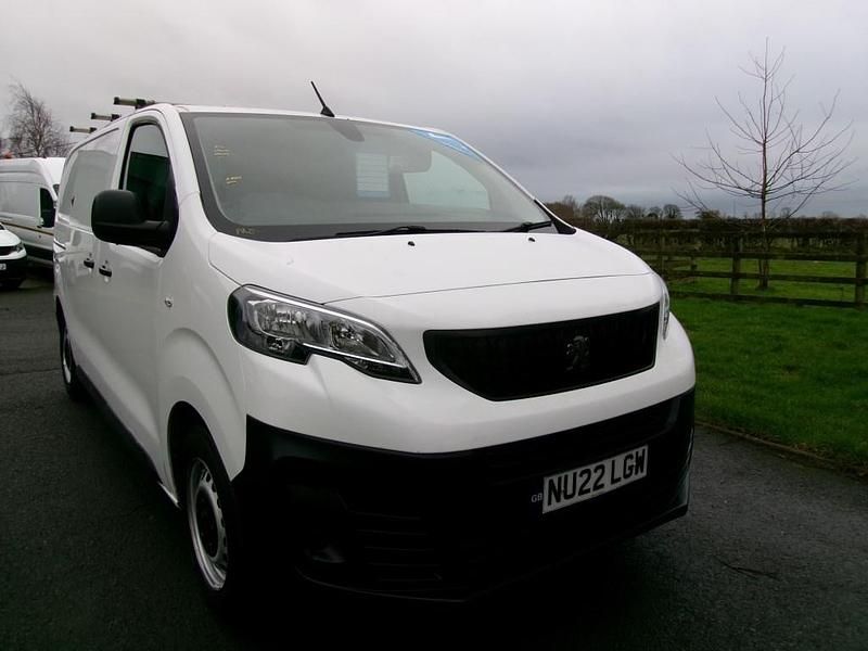 Used Peugeot Expert Premium 2022 White Van