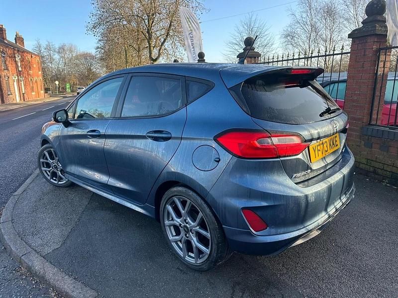 Usado Ford Fiesta ST-Line 125 HP (91 kW) 2023 Azul Citadino