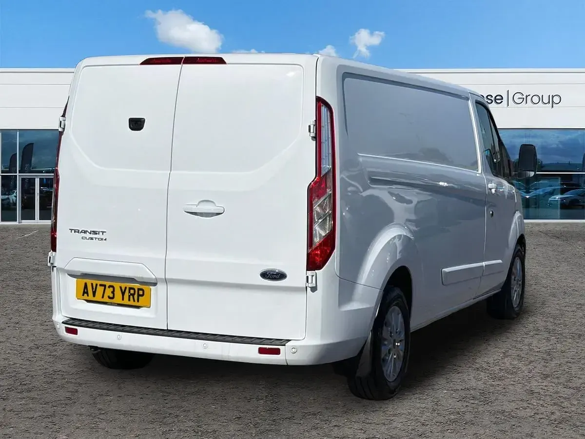Usado Ford Transit Custom Limited 130 CV (95 kW) 2024 Blanco Van