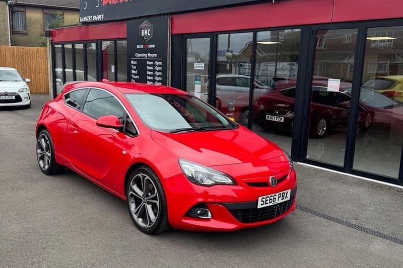 Used Vauxhall Astra GTC Edition 140 HP (102 kW) 2017 Coupe