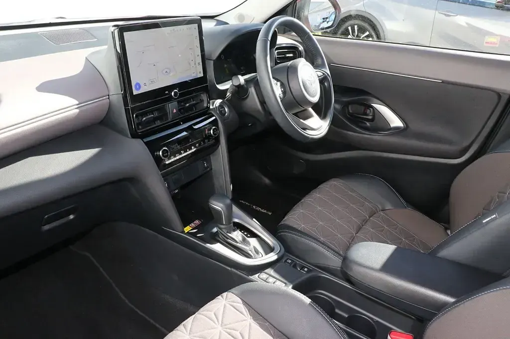 Usado Toyota Yaris Cross 2025 Rojo SUV