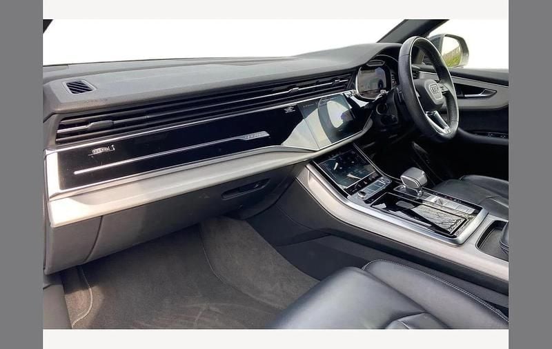 Used Audi Q8 S-Line 286 HP (210 kW) 2020 Black SUV