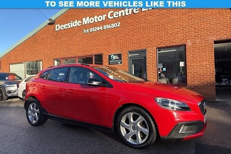 Used 2015 Volvo V40 CC Estate | £9,497 (A bit pricey) - Image 1/1