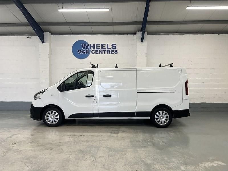 Used Renault Trafic Business 2021 White MPV