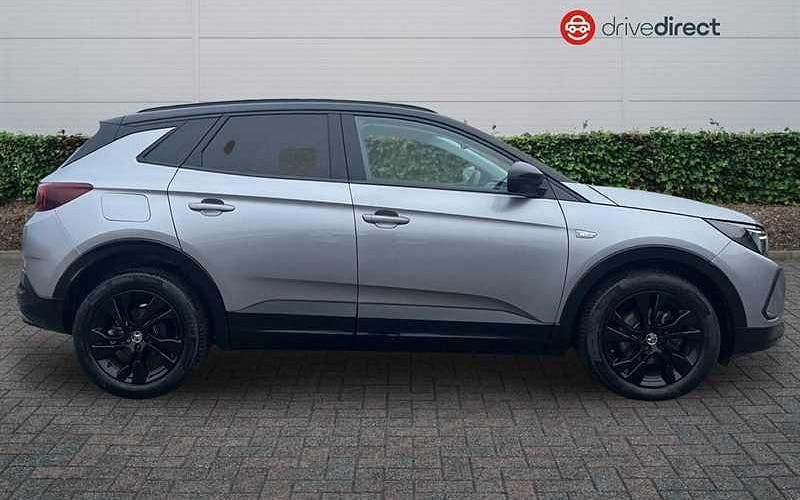 Used Vauxhall Grandland X GS Line 131 HP (96 kW) 2022 Grey SUV