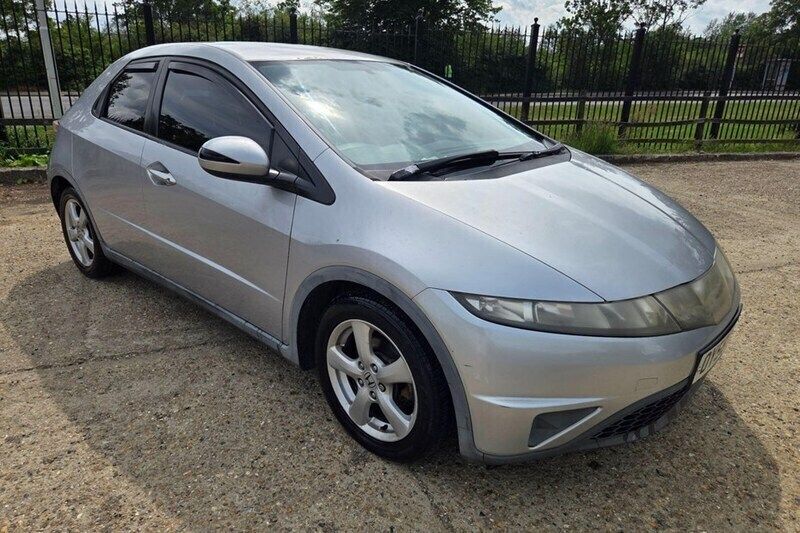 Silver Used 2008 Honda Civic SE Hatchback | £1,000 (Good price) - Image 1/1