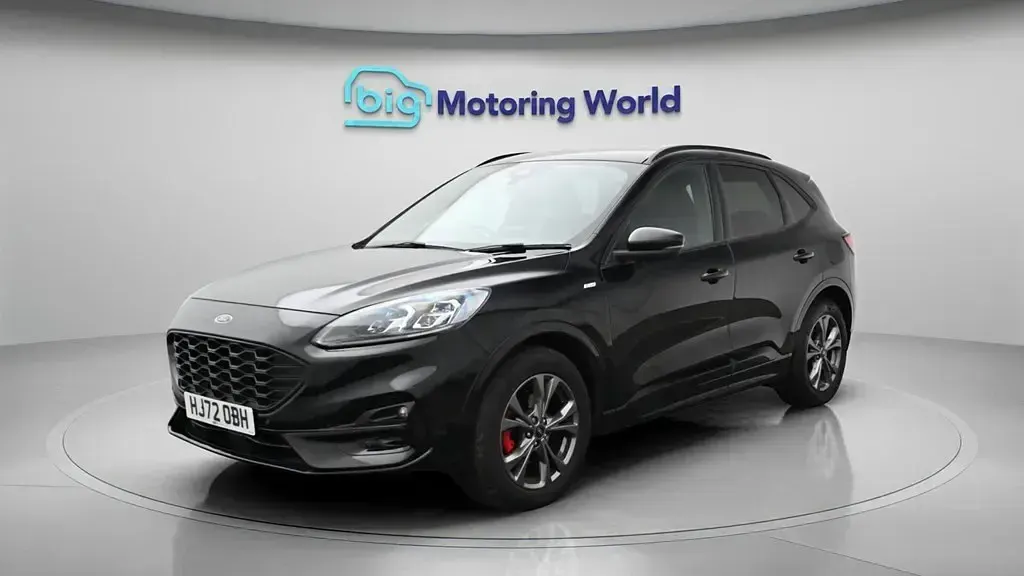 Używany Ford Kuga ST-Line 150 KM (110 kW) 2022 Czarny SUV