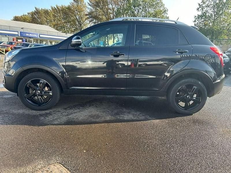 Used SsangYong Korando 176 HP (129 kW) 2018 Black Estate