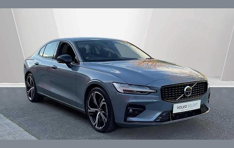 Used Volvo S60 Plus 247 HP (181 kW) 2023 Grey Sedan